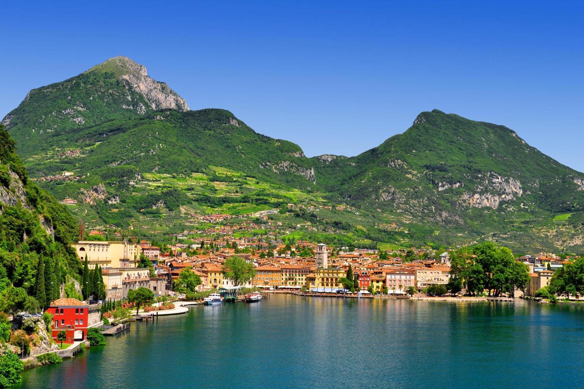 Claz House - Happy Rentals Riva del Garda Eksteriør billede